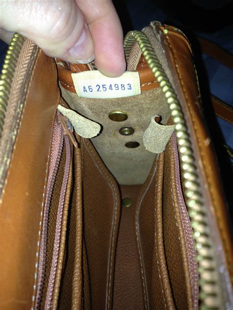 spotting a fake dooney and bourke bag|dooney and bourke purses real.